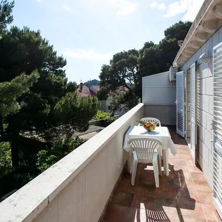 Apartment & Braica - One-bedroom With Balcony *