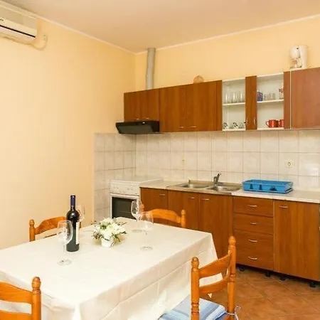 Apartment & Braica - One-bedroom With Balcony